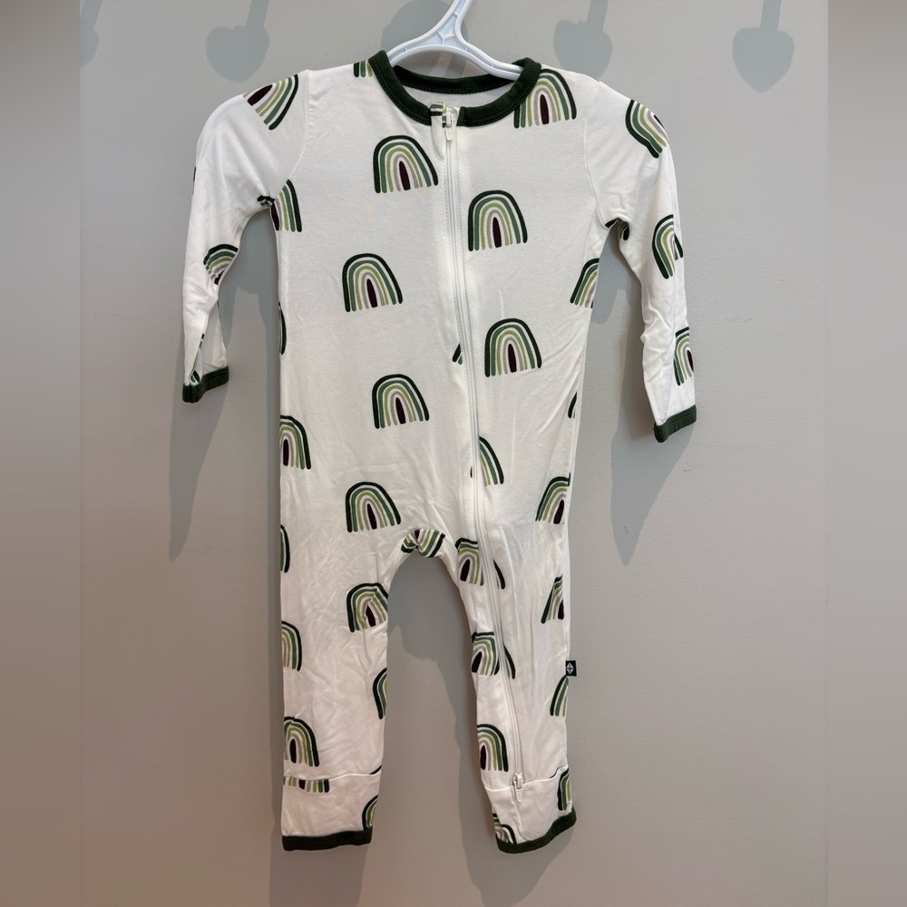 Kyte BABY Zippered Romper in Hunter Rainbow